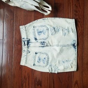 LF denim skirt by Carmar